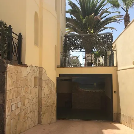 Exclusive On The First Line Of The Ocean With A Private Heated Pool 빌라 *