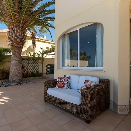 Exclusive On The First Line Of The Ocean With A Private Heated Pool 빌라 *